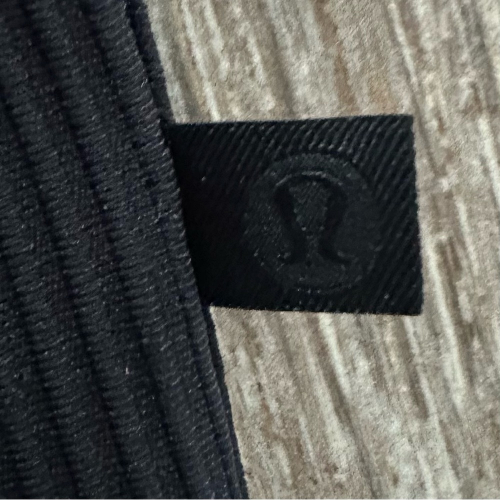 Lululemon Power Pivot Training Tank Top, Black, Size XL - Picture 6 of 10